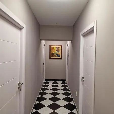 Center Prestige Apartamento Belgrado